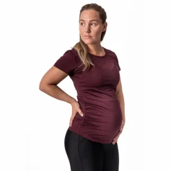 Active Mama Tee Red