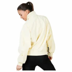 Allie     Yellow