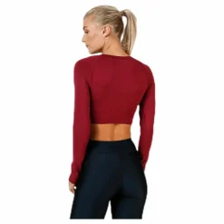 Bowery cropped LS Red