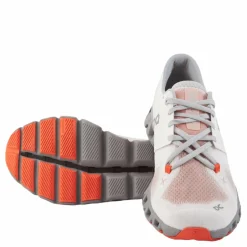 Cloud X 3 Ivory | Alloy