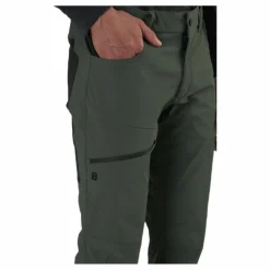 Darwin Pant Green