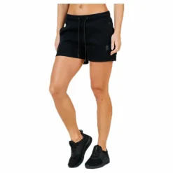 Ebba Tech Shorts Black