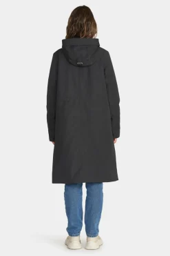 Irya Coat Black