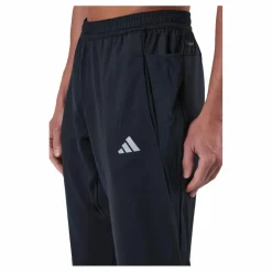 Own the Run Astro Knit Joggers Black