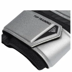 Pred TTRN Black/Grey