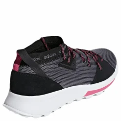 Quesa Shoes Core Black / Grey Five / Shock Pink