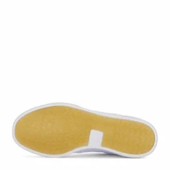 Retrocross Spikeless Golf Shoes Cloud White / Sand Strata / Gum
