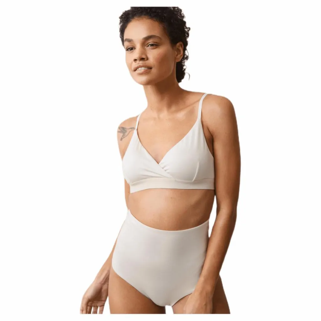 The Go-To triangle bra Beige