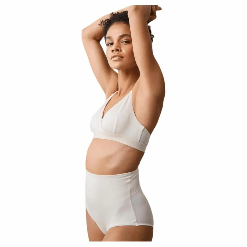 The Go-To triangle bra Beige