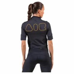 Top SS Future Air Black