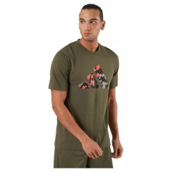 Train Essentials Seasonal Logo Training T-Shirt Olistr