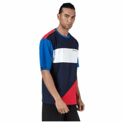 T-Shirt Statement Blue