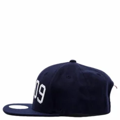 UP09 Crew Snapback Blue
