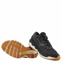 Wave Sky 4 Waveknit Black